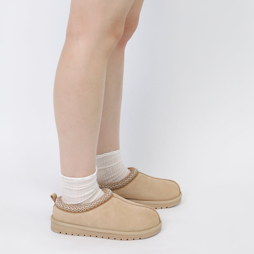 2409 Suede Braided Fluffy Slip-on Slipper Shoes
