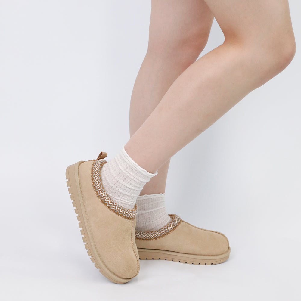 2409 Suede Braided Fluffy Slip-on Slipper Shoes