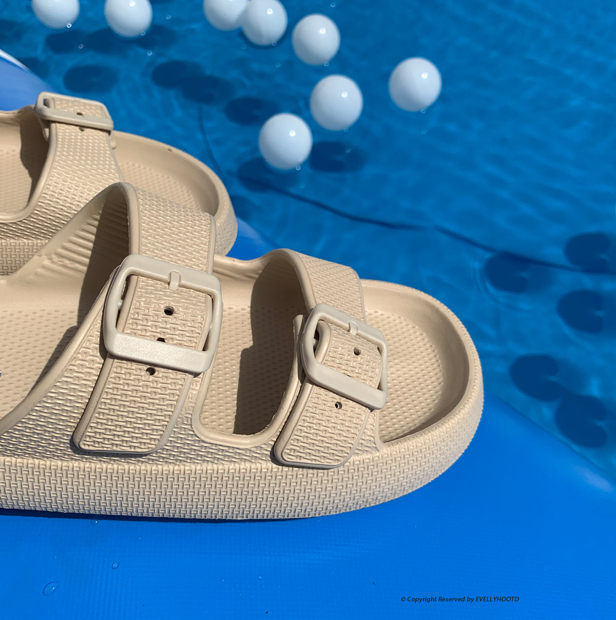 Upton | EVA Double Buckle Strap Adjustable Cloud Slides Non-slip Beach Slippers - By EVELLYHOOTD